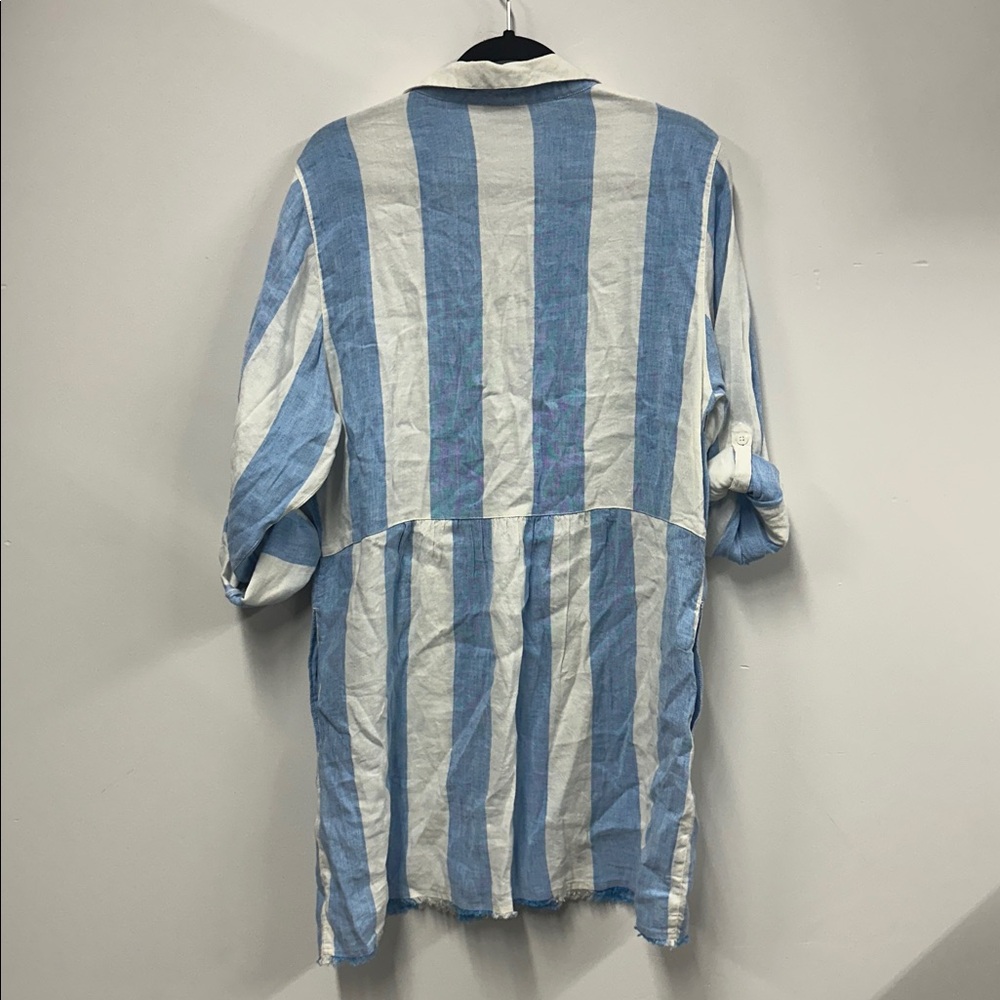 Tommy Bahama Blue and White Striped Shirt - Picture 8 of 8